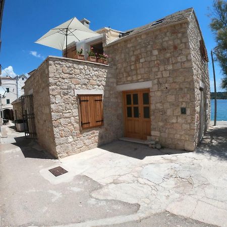 Apartment Vesna Primošten Екстериор снимка