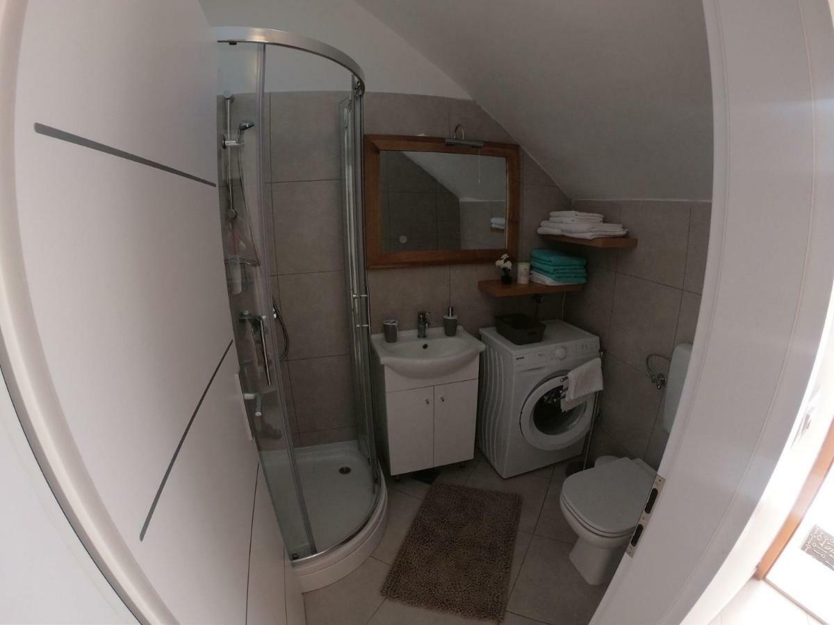 Apartment Vesna Primošten Екстериор снимка