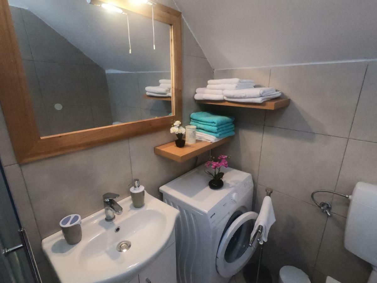 Apartment Vesna Primošten Екстериор снимка